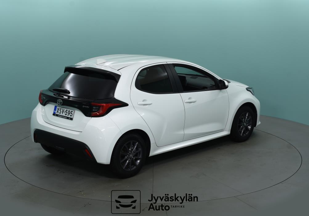 TOYOTA Yaris 2024