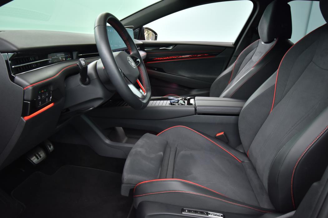 VOLKSWAGEN ID.7 2025