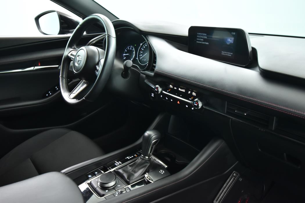 MAZDA Mazda3 2023