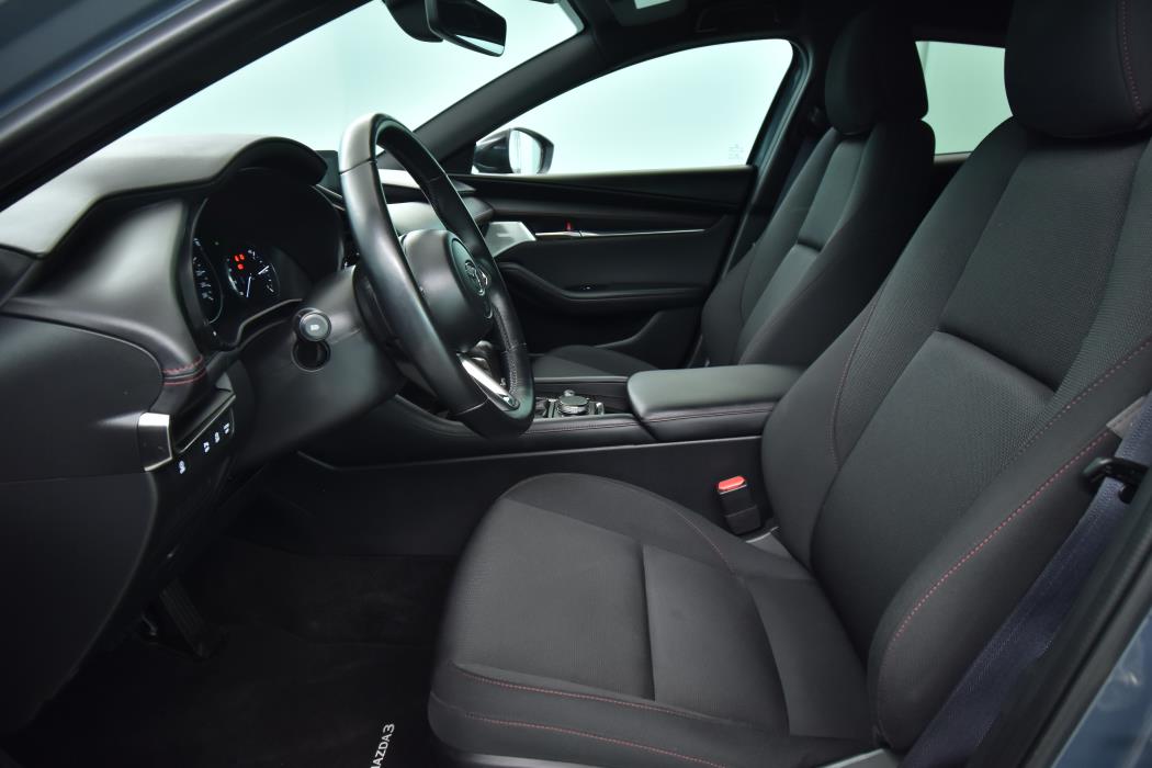 MAZDA Mazda3 2023