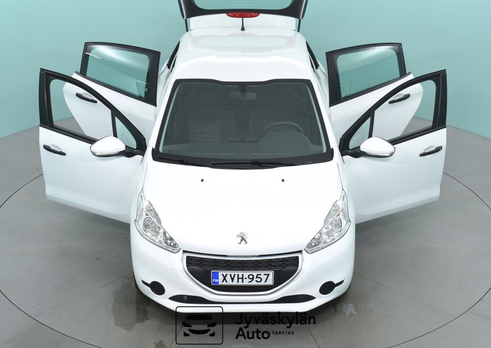 PEUGEOT 208 2014
