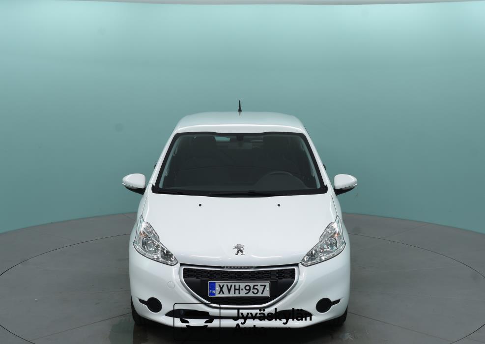 PEUGEOT 208 2014