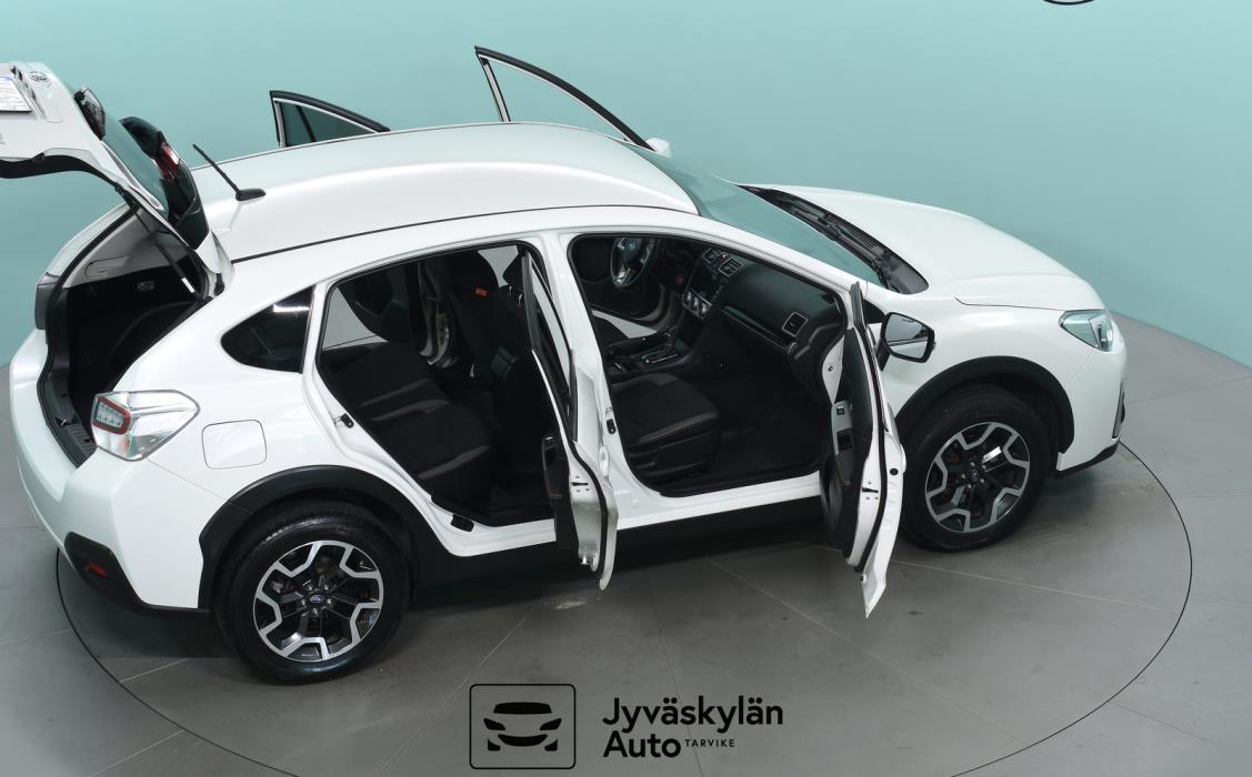 SUBARU XV 2016