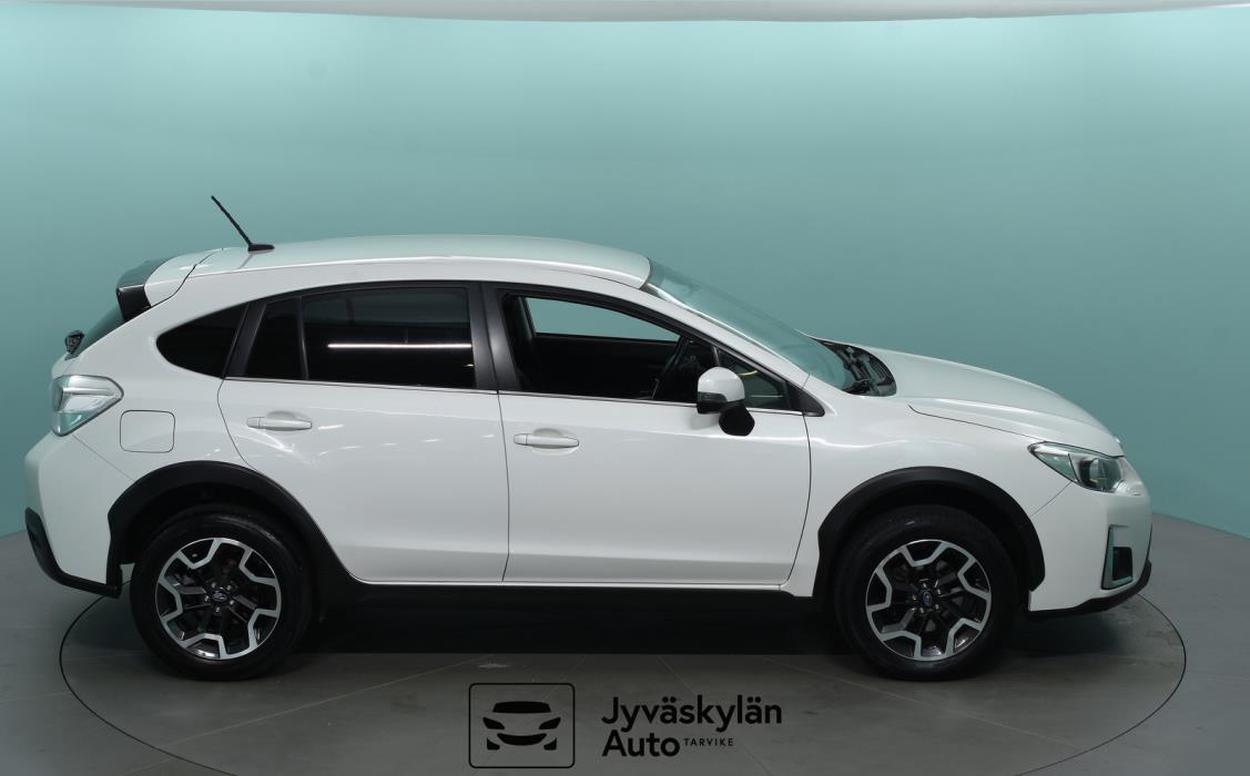 SUBARU XV 2016