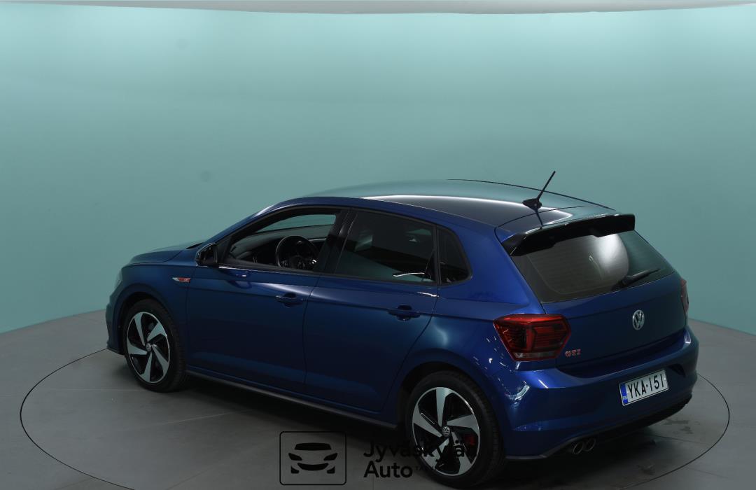 VOLKSWAGEN Polo 2018