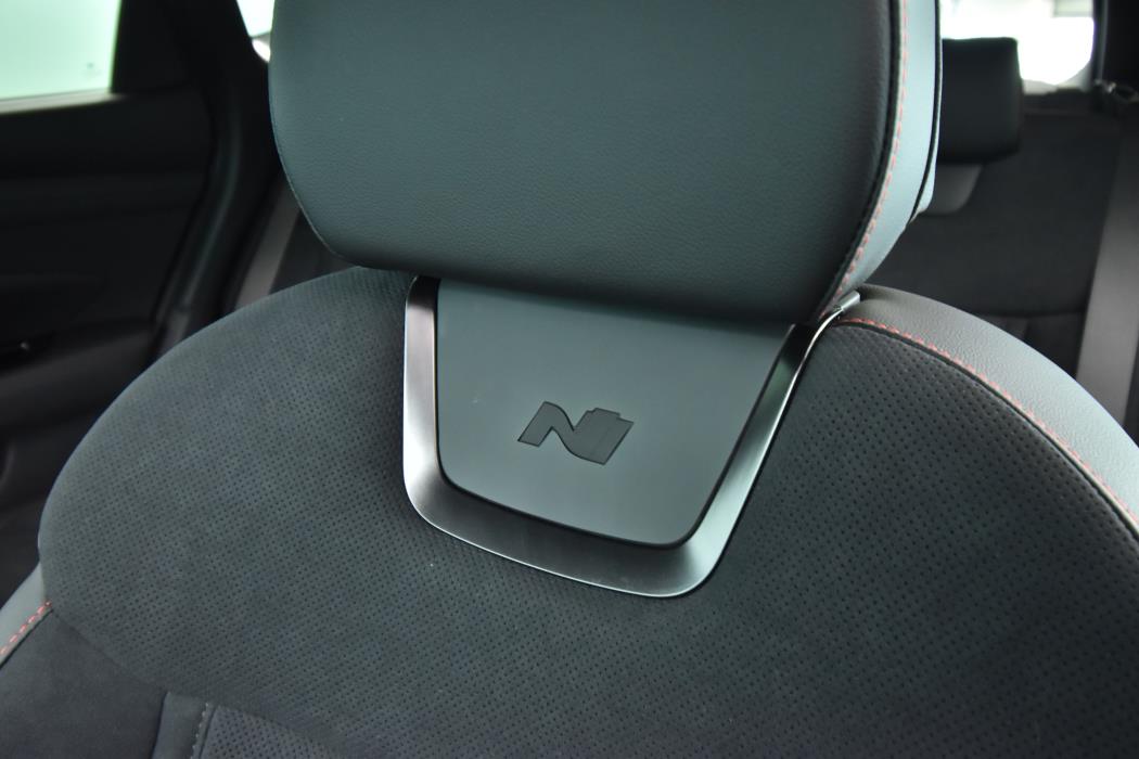 Hyundai TUCSON Hybrid 2026