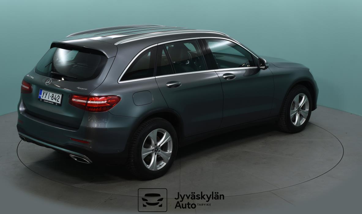 MERCEDES-BENZ GLC 2017