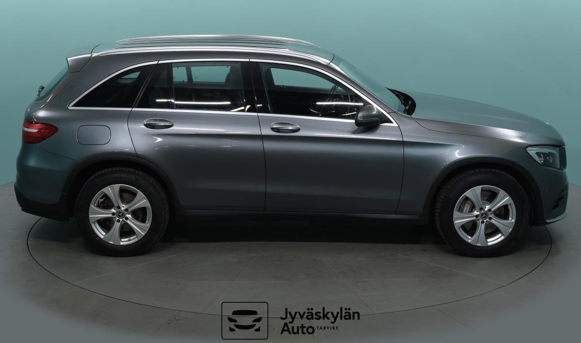 MERCEDES-BENZ GLC 2017