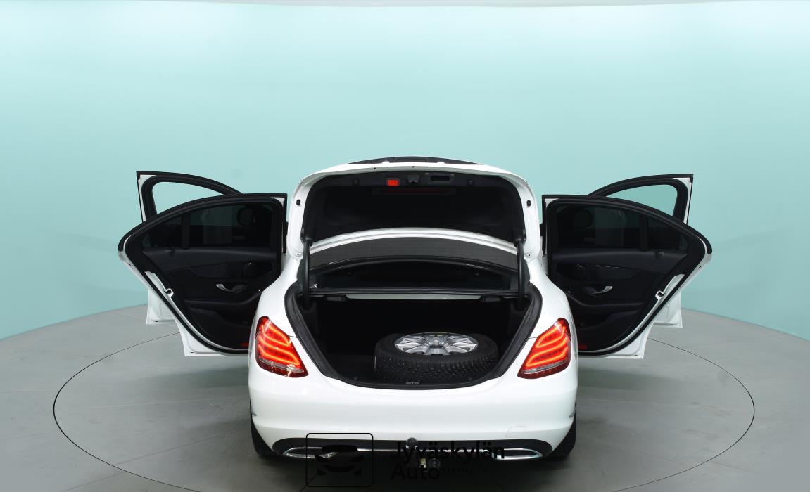 MERCEDES-BENZ C 2015