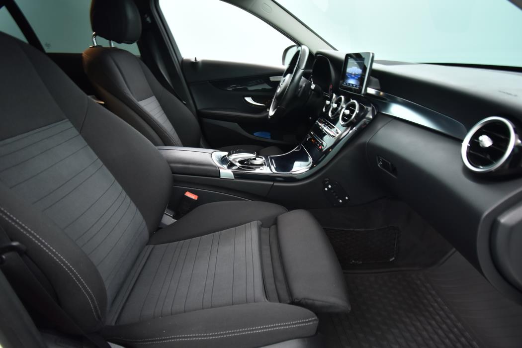 MERCEDES-BENZ C 2015