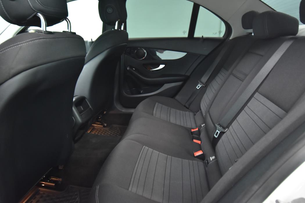 MERCEDES-BENZ C 2015