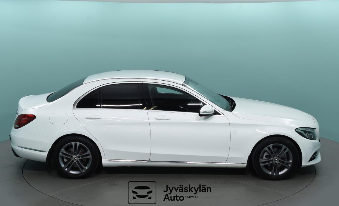 MERCEDES-BENZ C 2015