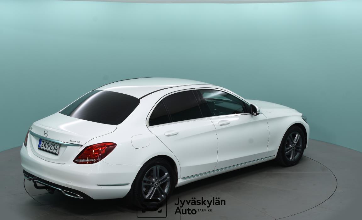 MERCEDES-BENZ C 2015