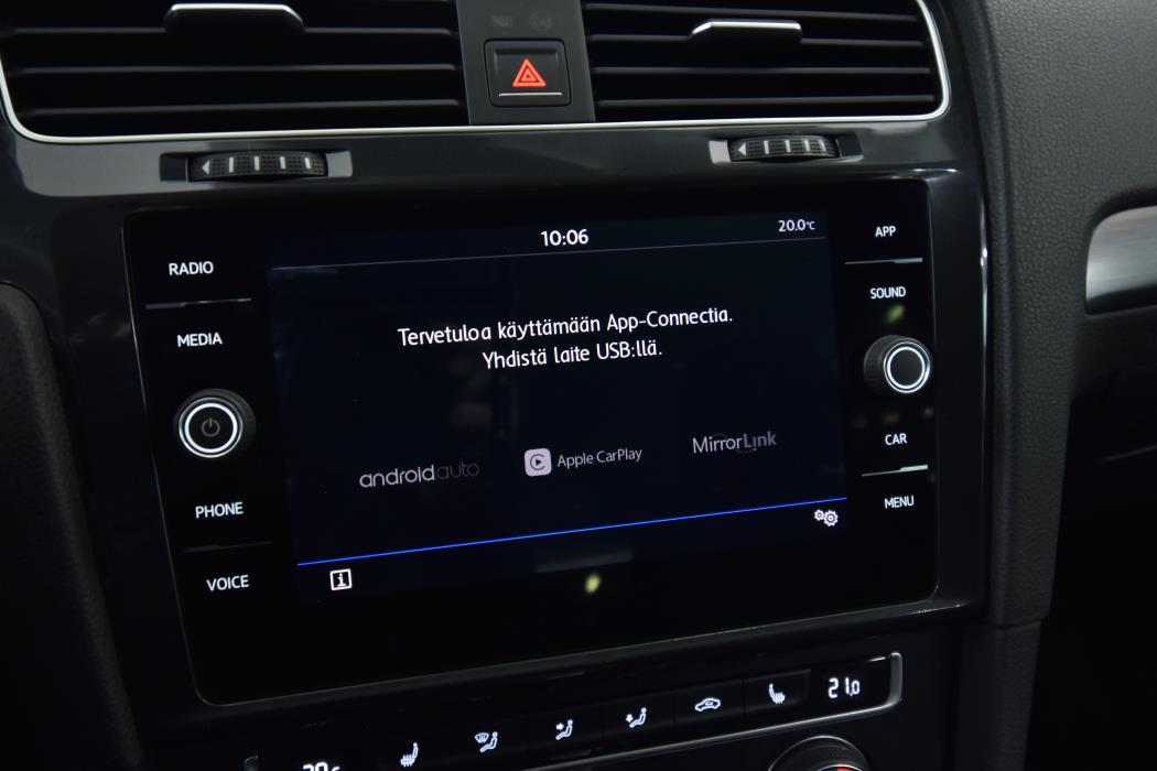 VOLKSWAGEN Golf 2017