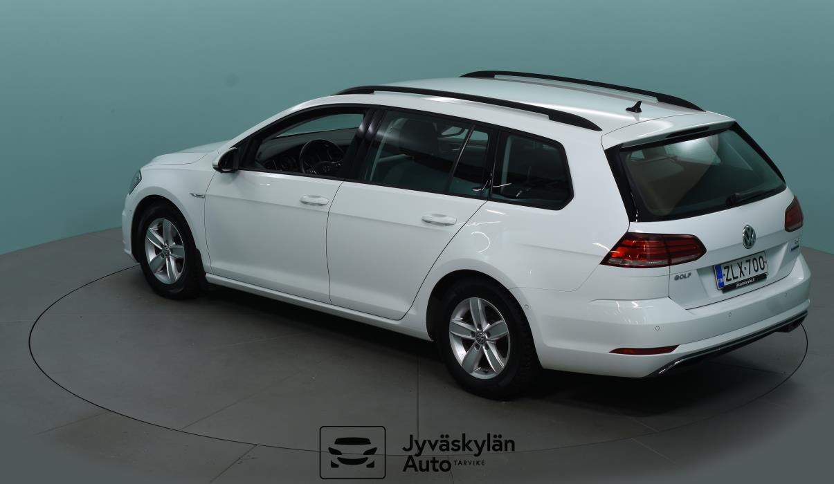 VOLKSWAGEN Golf 2017