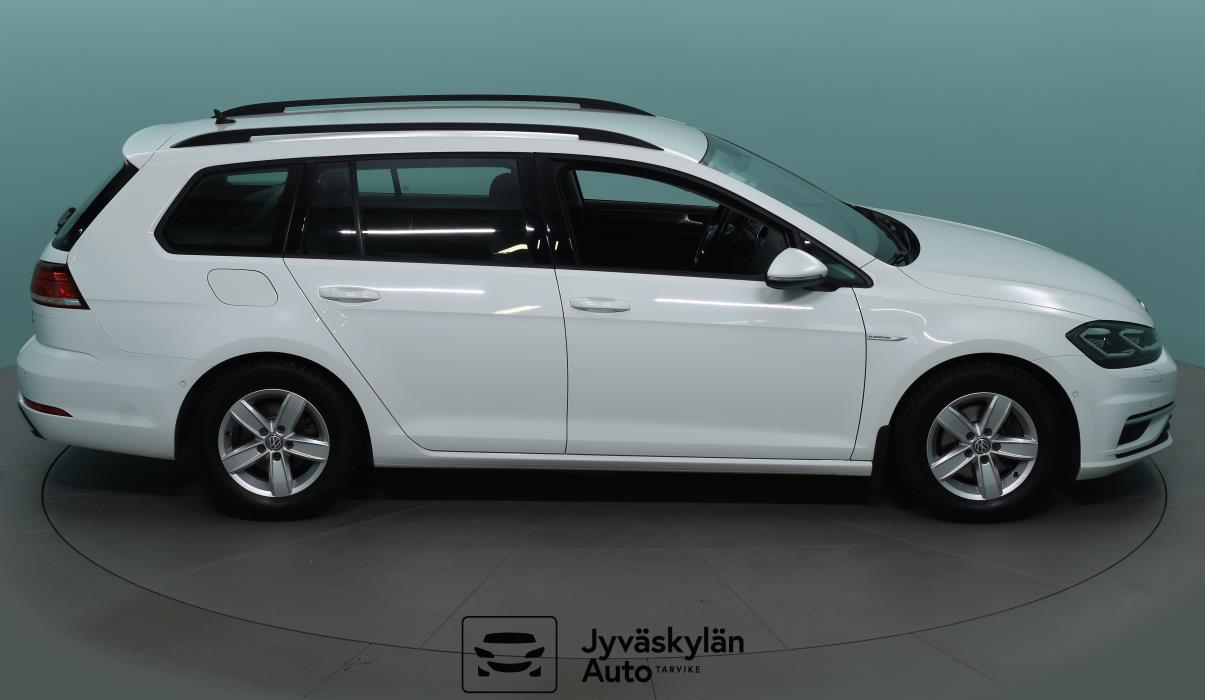 VOLKSWAGEN Golf 2017