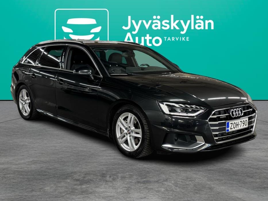 AUDI A4 2022