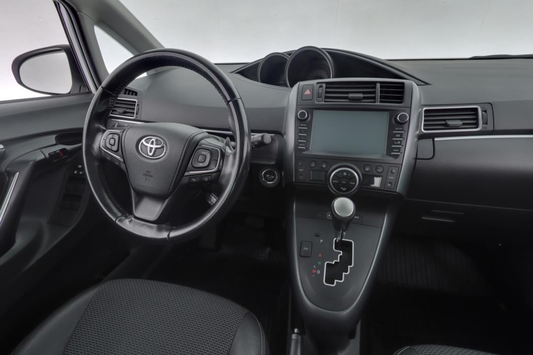 TOYOTA Verso 2017