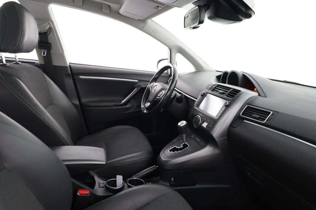 TOYOTA Verso 2017