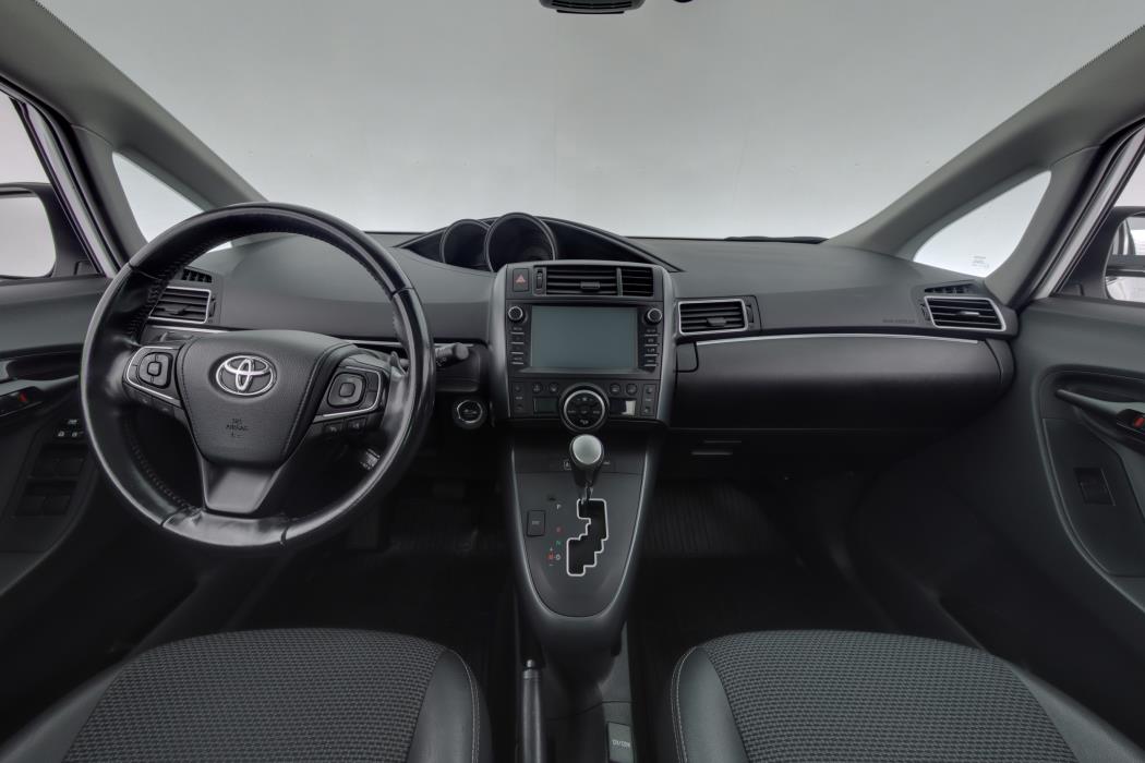 TOYOTA Verso 2017