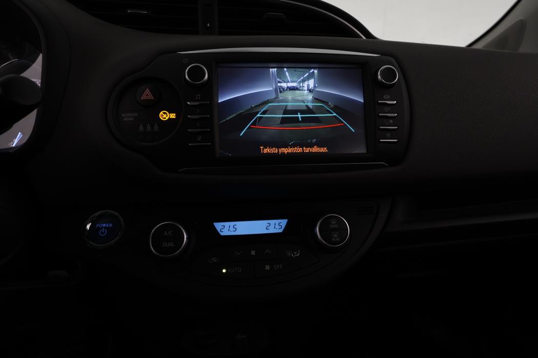 TOYOTA YARIS 2017