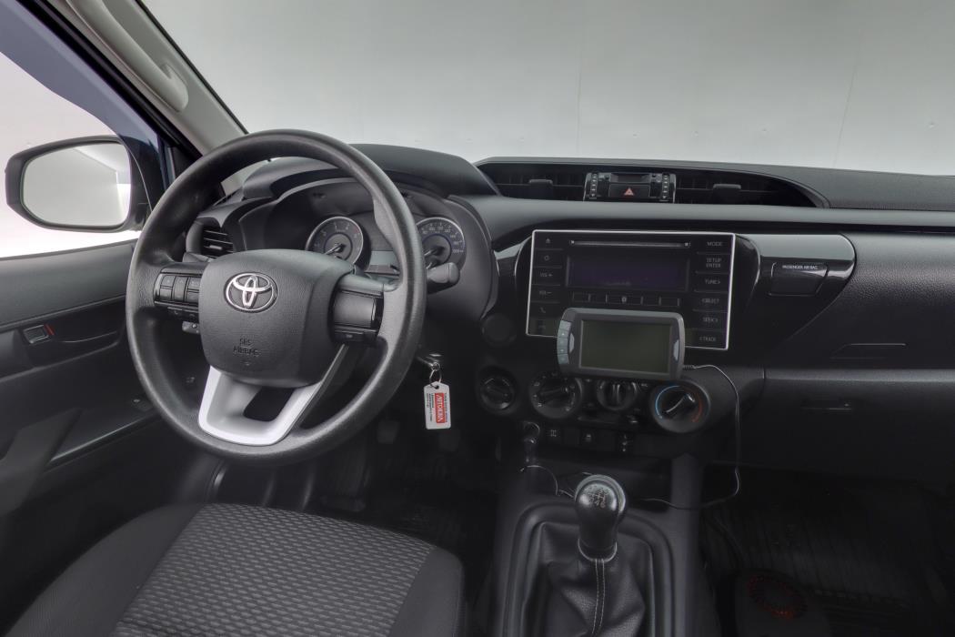TOYOTA HILUX 2019