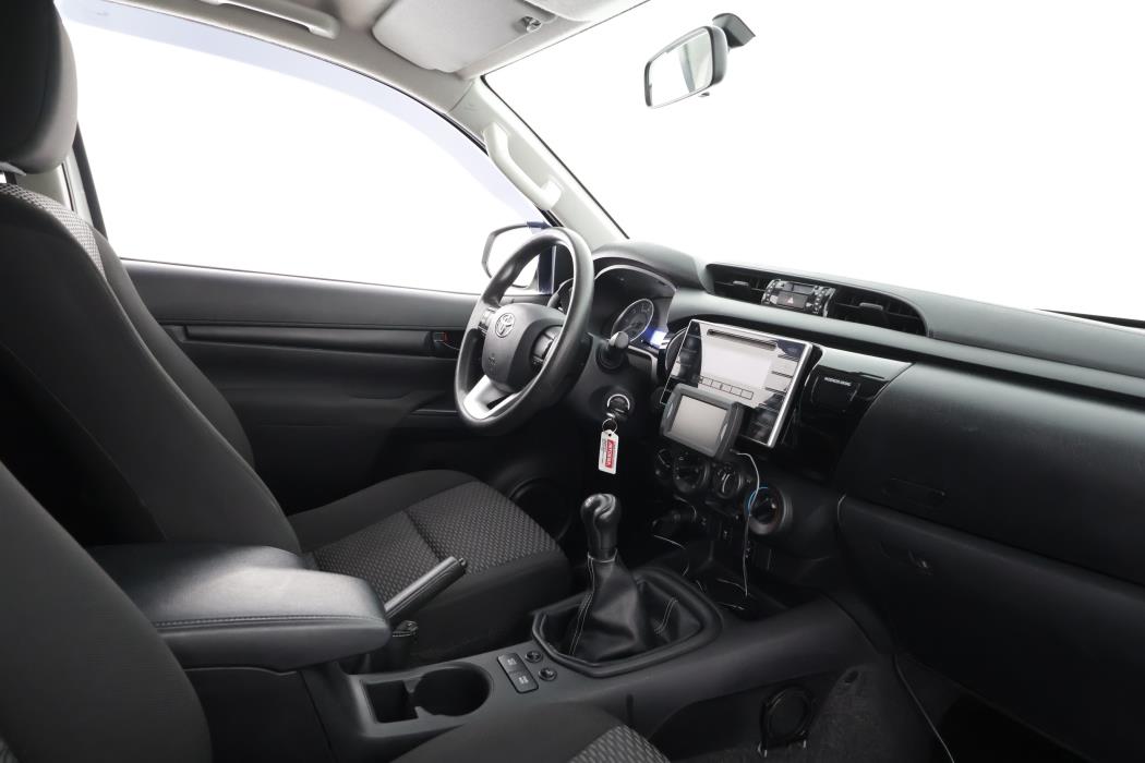 TOYOTA HILUX 2019