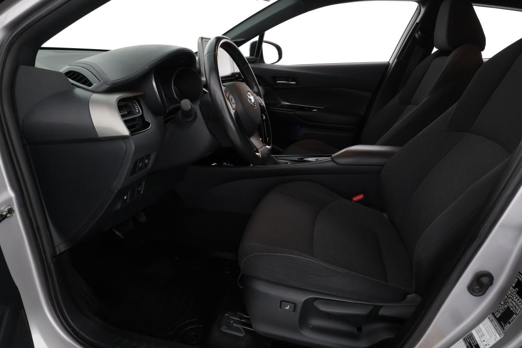 TOYOTA C-HR 2019