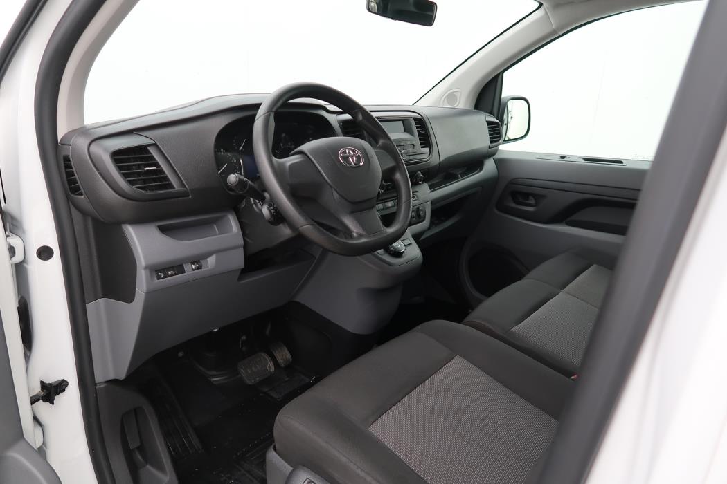 TOYOTA Proace 2022