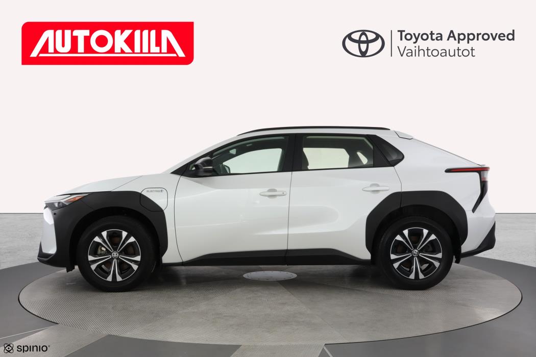 TOYOTA bZ4X 2023