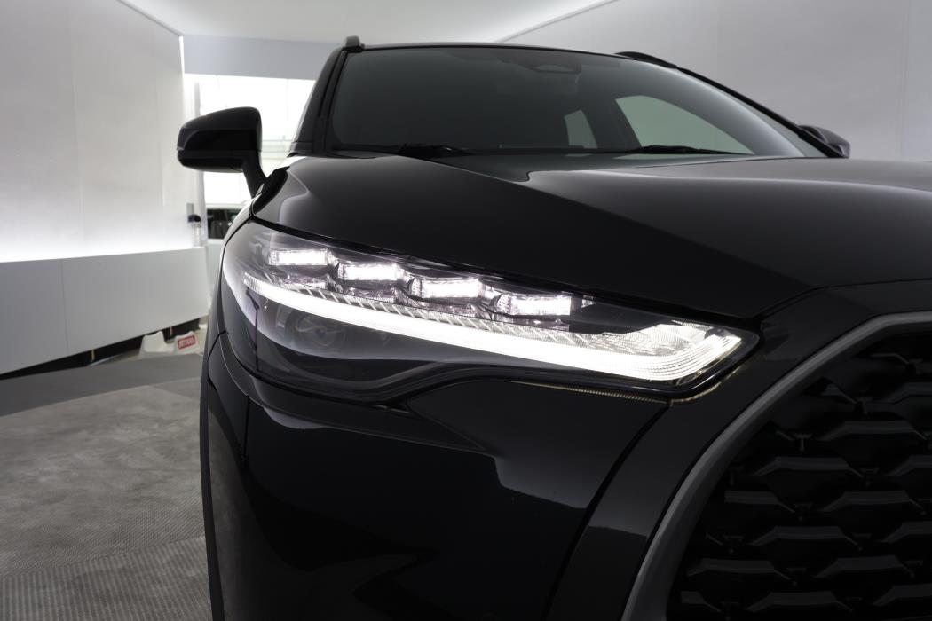 TOYOTA Corolla Cross 2023