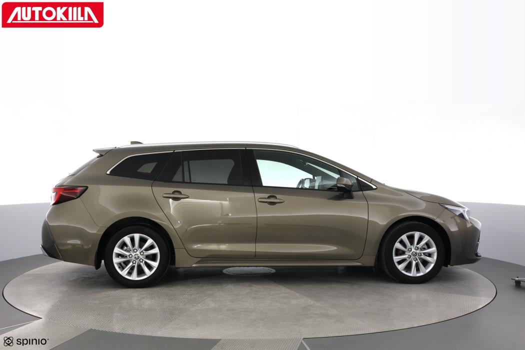 TOYOTA COROLLA 2024