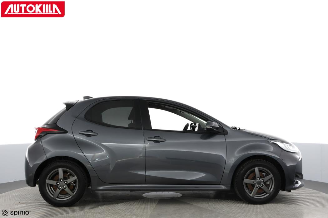 TOYOTA YARIS 2024