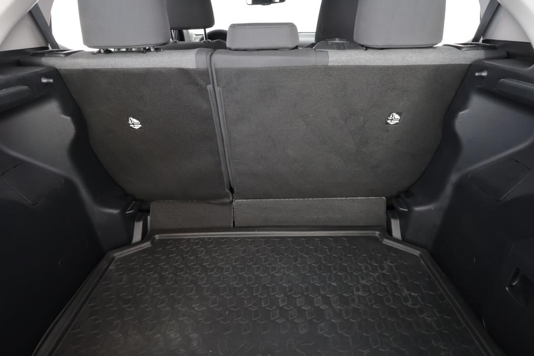 TOYOTA YARIS 2024