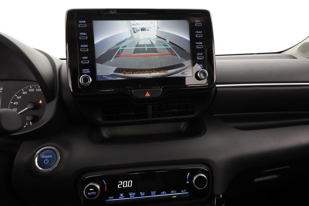 TOYOTA YARIS 2024