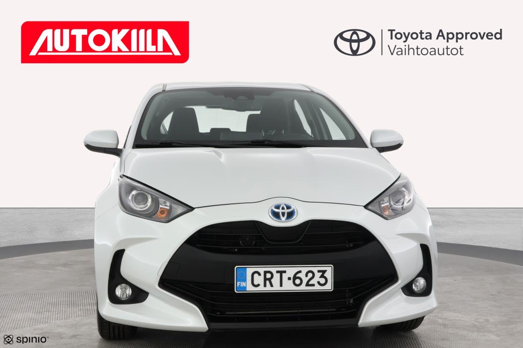 TOYOTA YARIS 2024