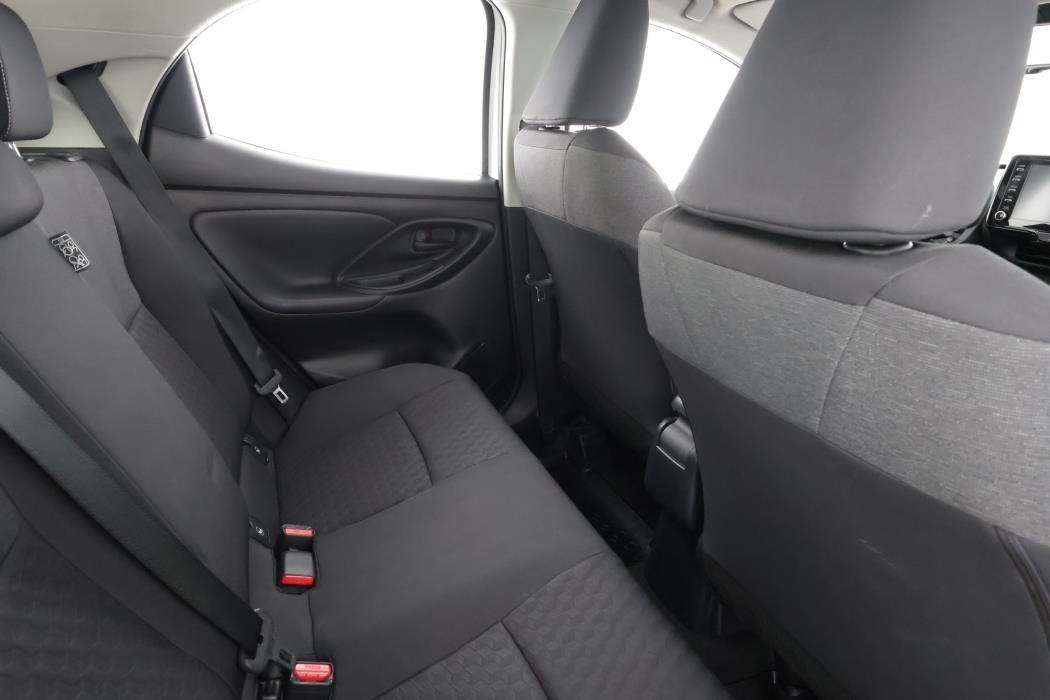 TOYOTA YARIS 2024