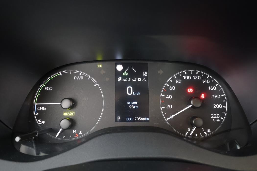 TOYOTA YARIS 2024
