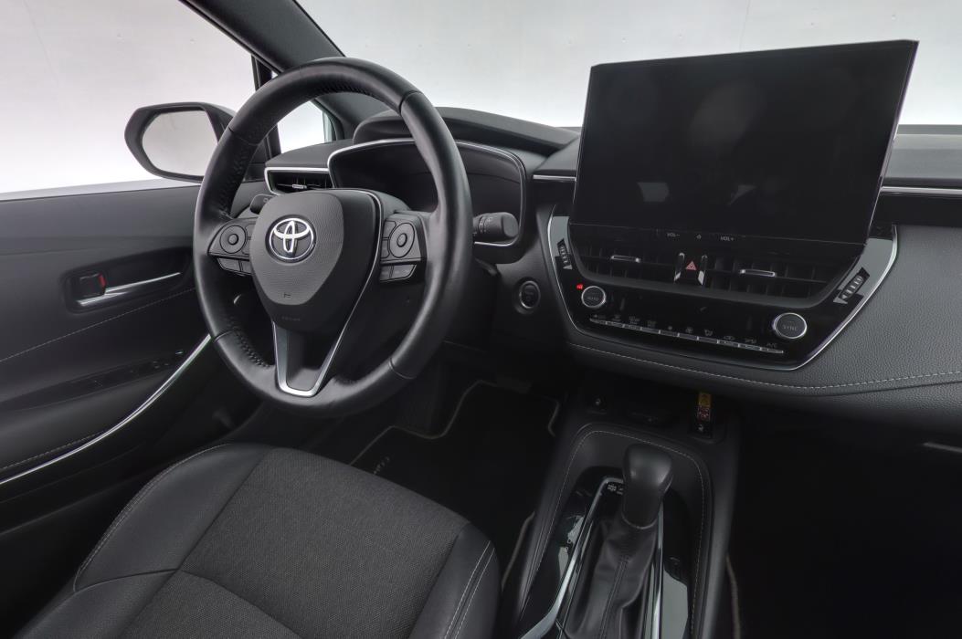 TOYOTA COROLLA 2024