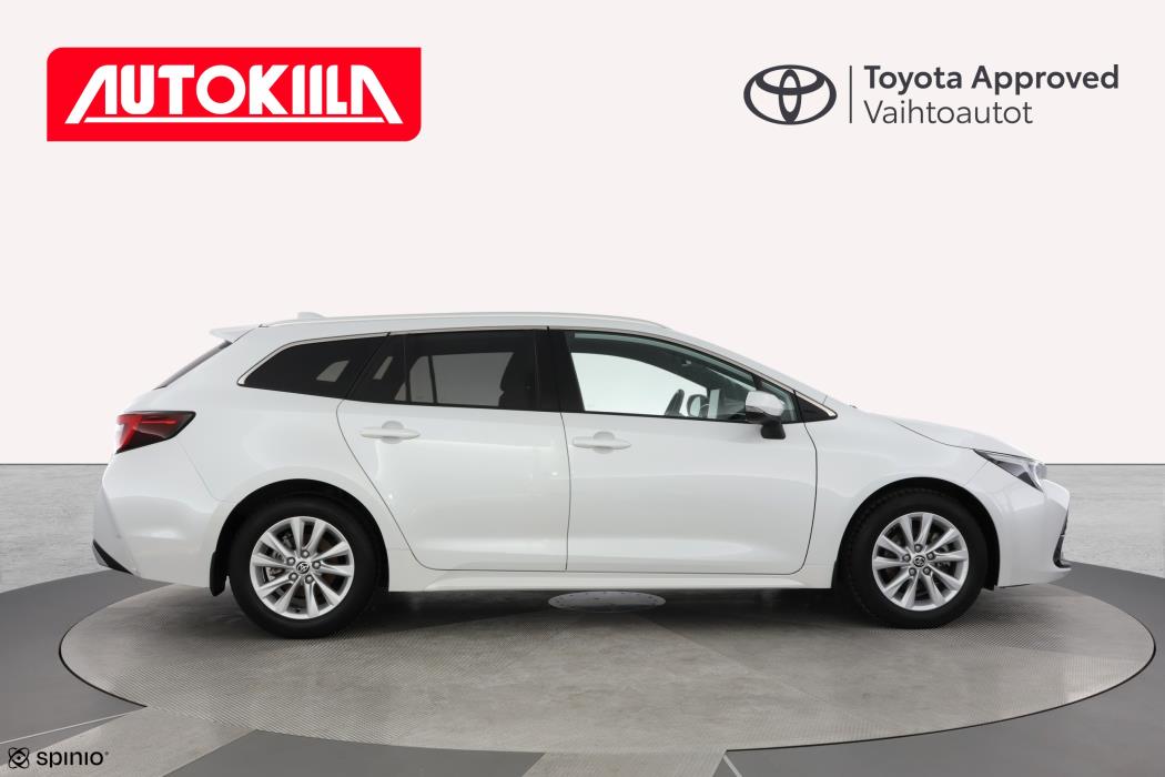 TOYOTA COROLLA 2024