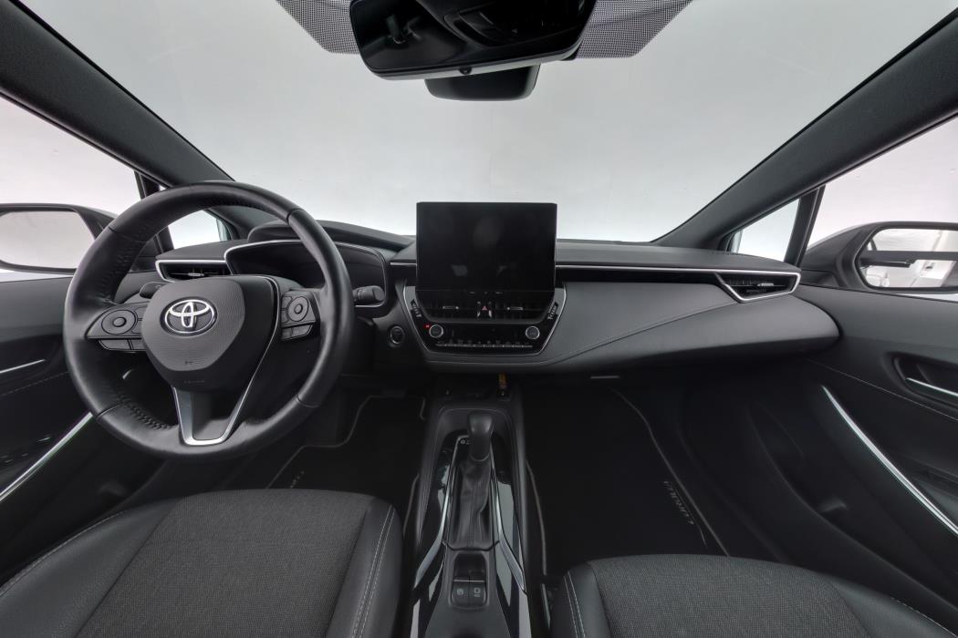 TOYOTA COROLLA 2024