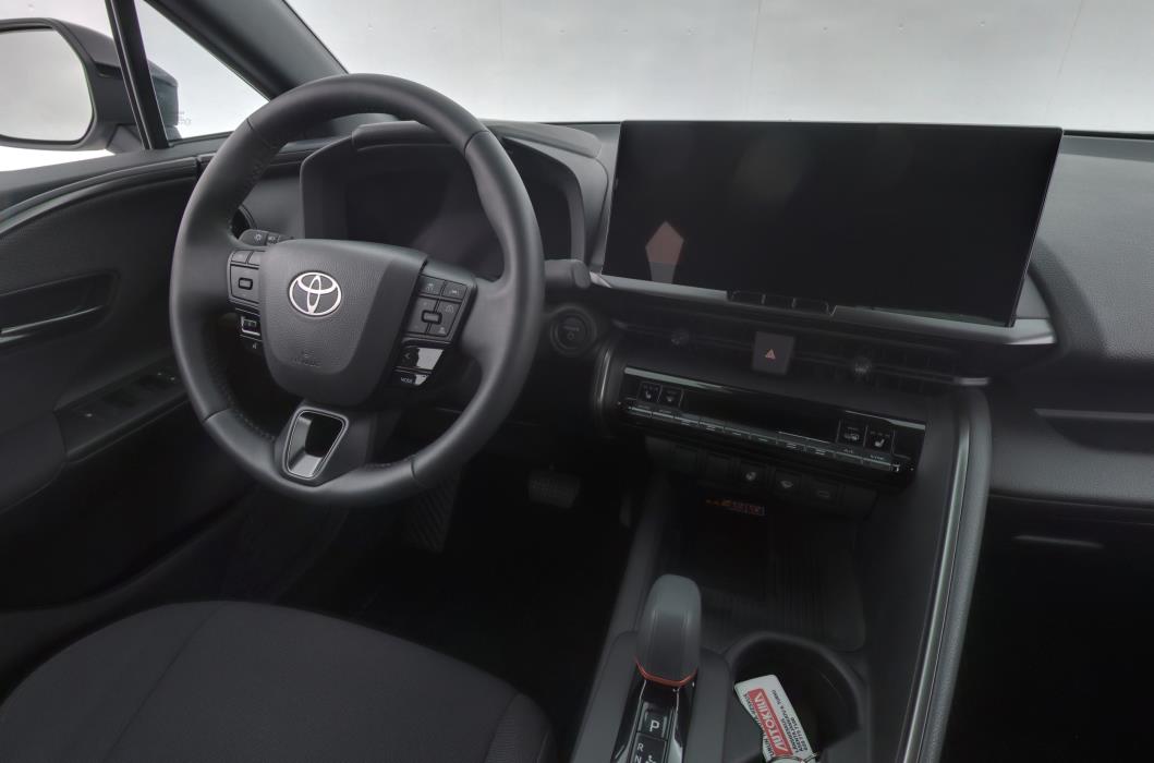 TOYOTA C-HR 2024