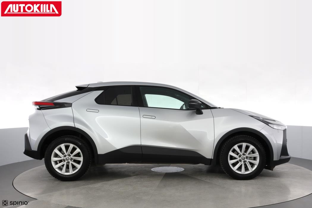TOYOTA C-HR 2024