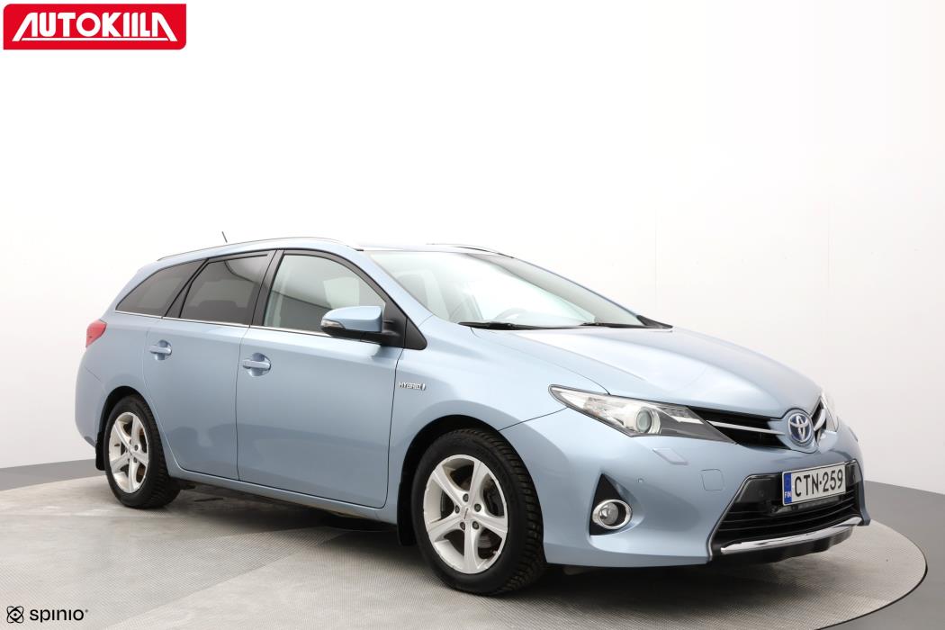TOYOTA AURIS 2015