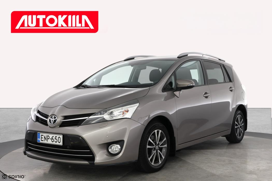 TOYOTA Verso 2015