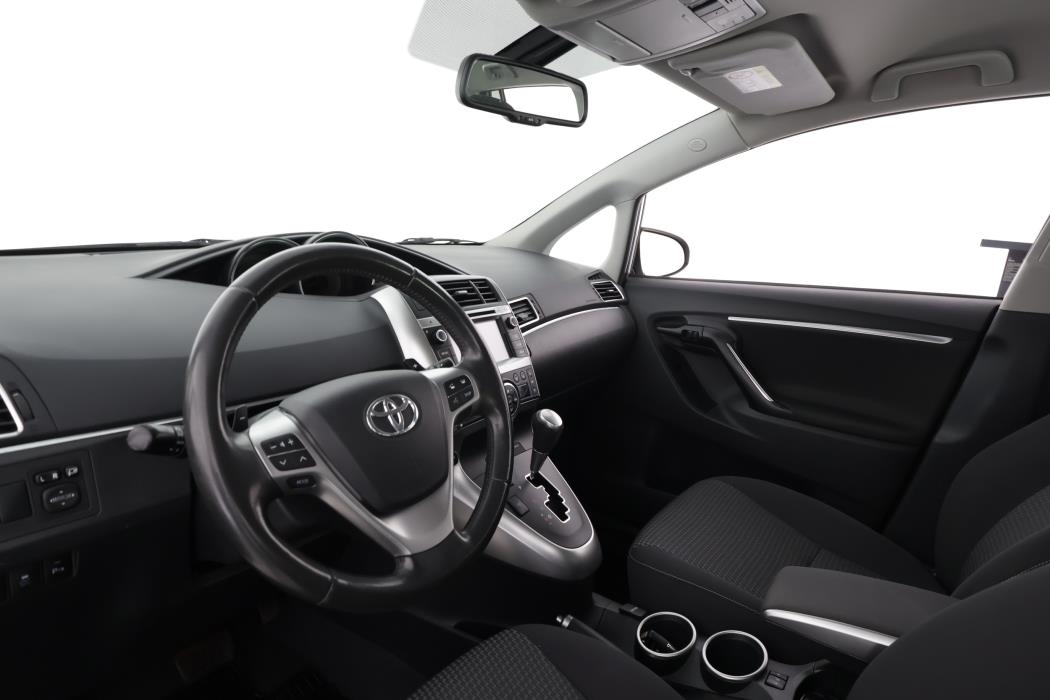 TOYOTA Verso 2015