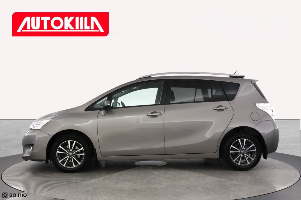 TOYOTA Verso 2015