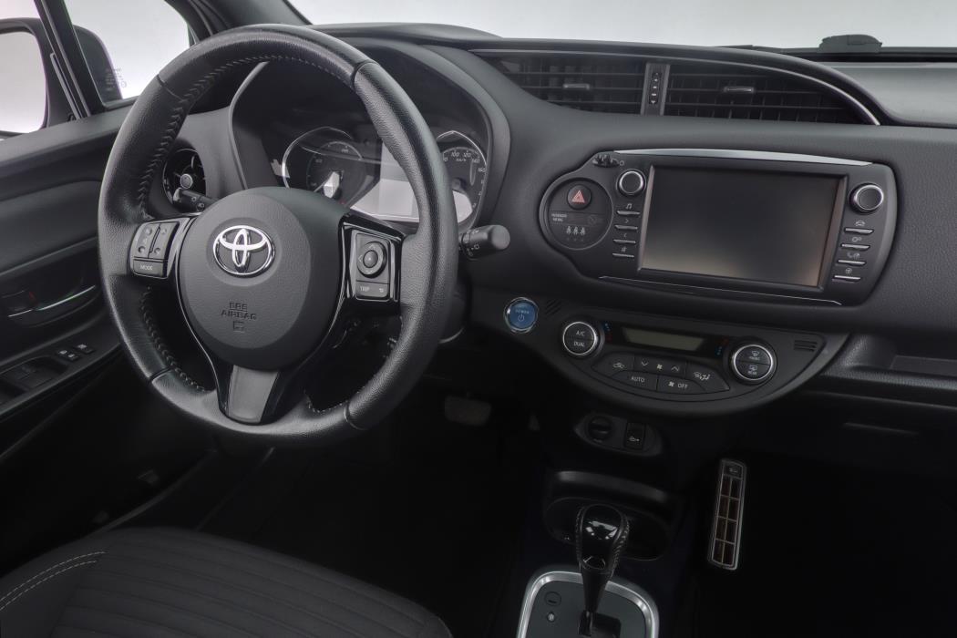 TOYOTA YARIS 2018