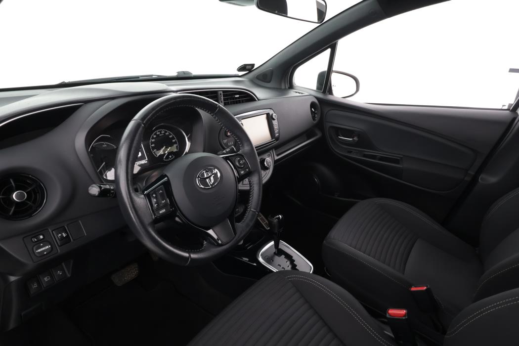 TOYOTA YARIS 2018