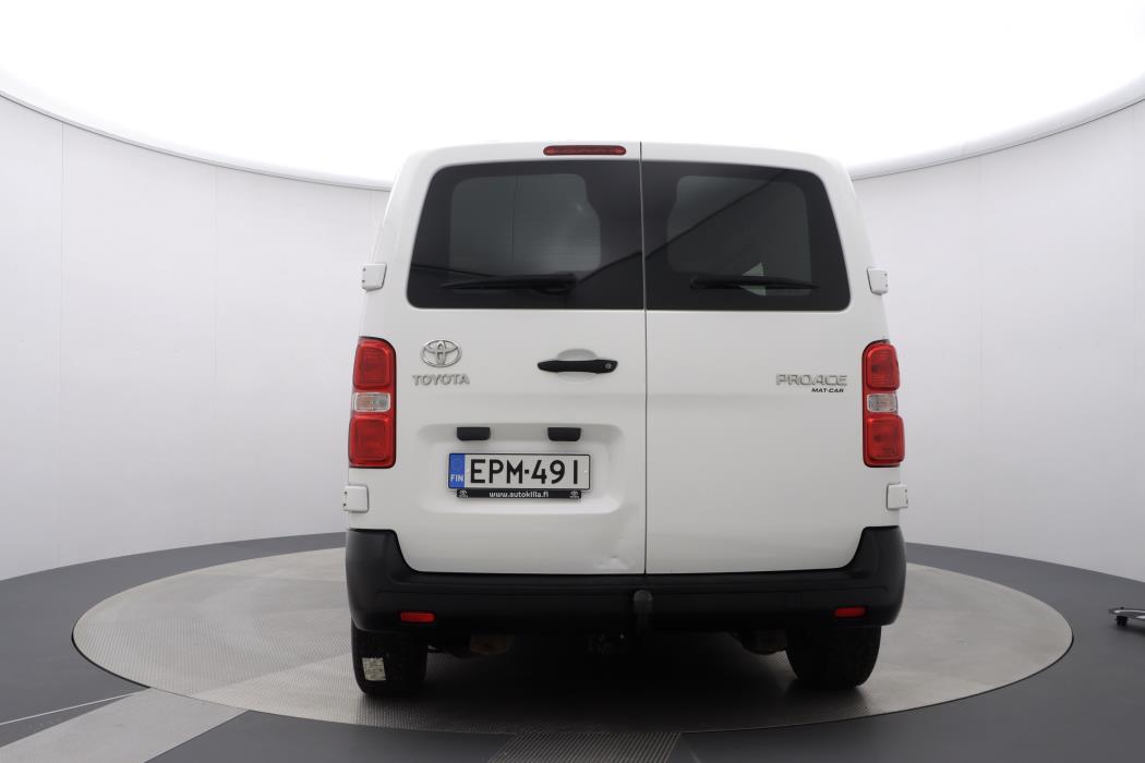 TOYOTA Proace 2018